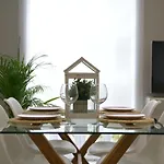 Appartement Sherryflat Alcazar - Parking