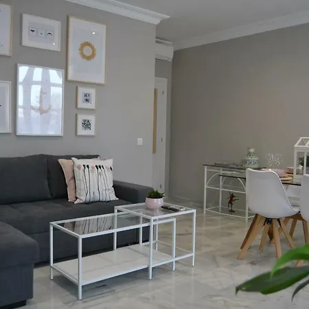 Sherryflat Alcazar - Parking Apartment *